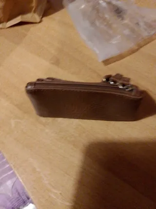 Portafoglio porta documenti Carpisa marrone