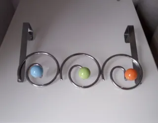 PERCHA COLGADOR METALICA