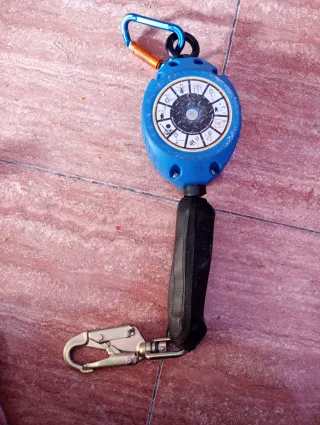 Anticaídas retráctil TRUDEK KARBOR