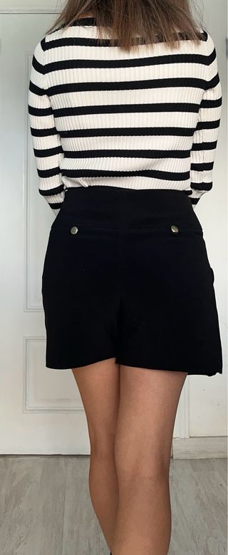 Falda pantalón Zara negra botones dorados