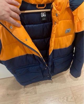 Abrigo DC Shoes Naranja y Azul