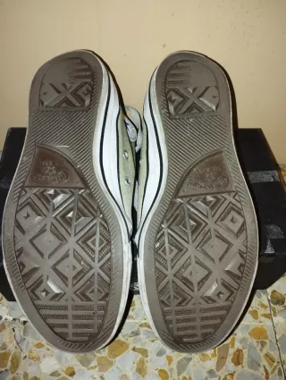 Converse plateadas talla 38,5