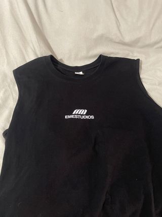 Camiseta sin mangas EME STUDIOS negra