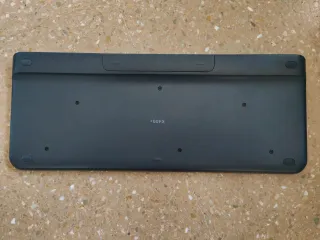 Tastiere Logitech wireless con touchpad