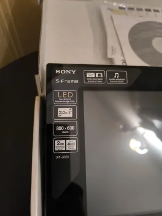 Cornice digitale Sony S-Frame DPF-D820