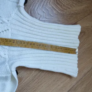 Jersey Stradivarius cuello alto trenzado