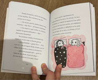 Isadora Moon va a una fiesta de pijamas