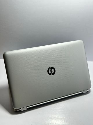 HP Pavilion 17 i7 / 16GB / 256GB SSD + 1TB HDD