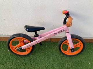 Bicicleta infantil rosa KHOTA 2.5