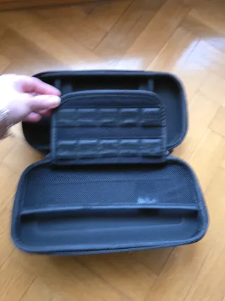 Funda Nintendo Switch Gris