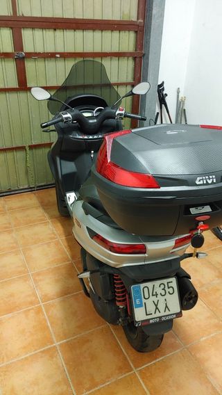 Piaggio MP4 400 HPE 2022