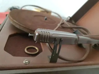 Tocadiscos Silvertone Vintage Marrón