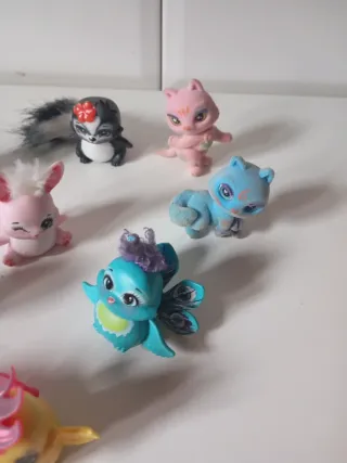 Lote de 9 muñecos coleccionables