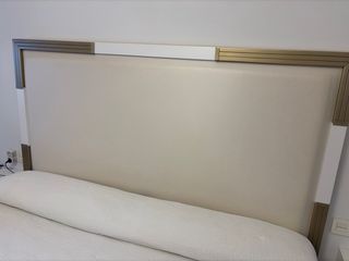 Cabecero y mesita de noche beige/blanco