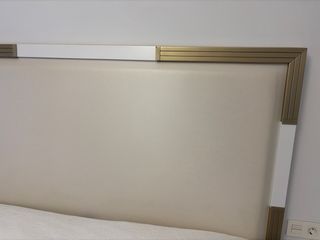 Cabecero y mesita de noche beige/blanco