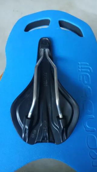 Sillín Giant Bicicleta Competición Negro