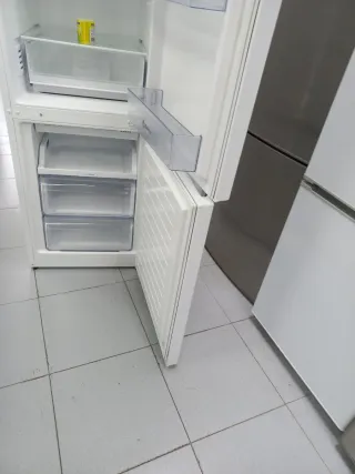 ◇Nevera balay 175.centímetros◇