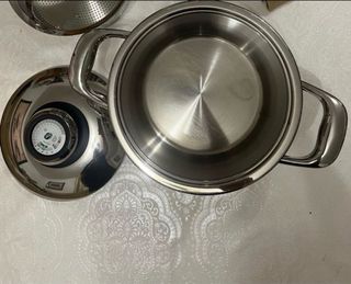 Olla AMC con tapa rapida 20cm