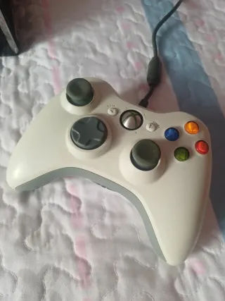 Consola Xbox 360 + 2 Mandos