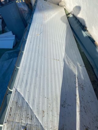 Lote Panel Sándwich Teja Albero 17m² + Cumbrera 8m