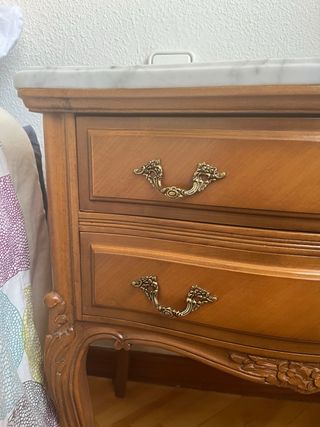 Mesilla de noche clásica madera y mármol (2 und)