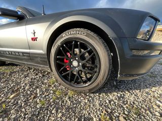 Ford Mustang 2006