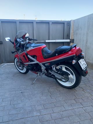 Kawasaki GPZ 600