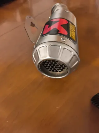 Silenciador BMW S1000RR Regalo protector de fibra