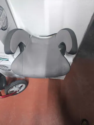 Silla de coche Babyauto gris
