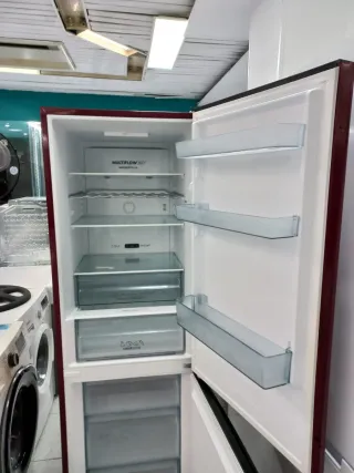 ◇Nevera roja Gorenje 185.centímetros◇