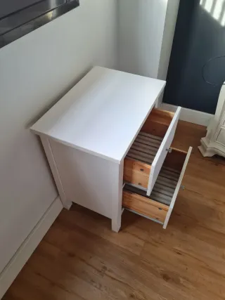 Mesita de noche IKEA Hemnes blanca