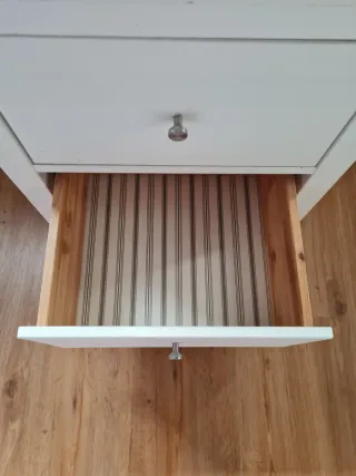 Mesita de noche IKEA Hemnes blanca