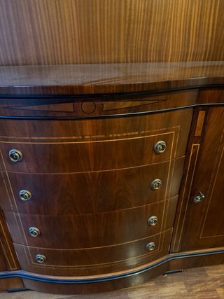 Mueble aparador de madera