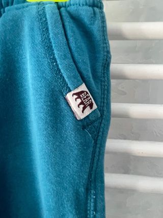 Pantaloni tuta 24/30 mesi scatolo 26