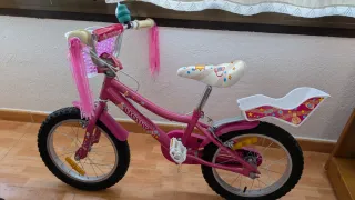 Bicicleta niña 16 rosa con cesta