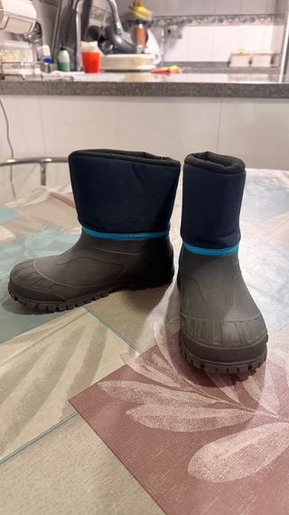 Lote ropa y botas de nieve niño Decathlon