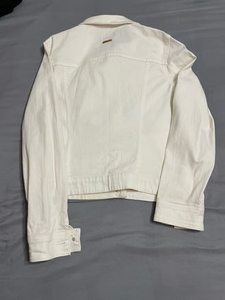 Chaqueta vaquera blanca Mango