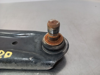 BRAZO SUSPENSION INFERIOR DELANTERO DERECHO FORD