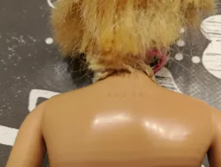 Barbie bionda 2009 Indonesia