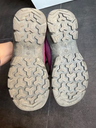 Zapatillas trekking Quechua niña talla 35