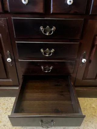 Mueble clásico madera para merendero o salón