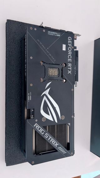 ASUS ROG Strix RTX 5070 Ti 16GB OC