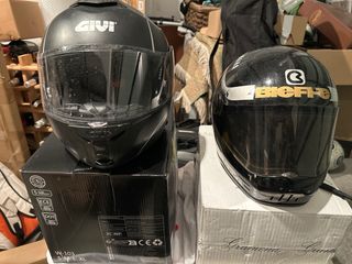2 x Cascos Givi y Bieffe talla 58