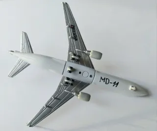 Maqueta Avión McDonnell Douglas MD-11 Alitalia