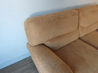 Sofá 3 plazas beige mostaza