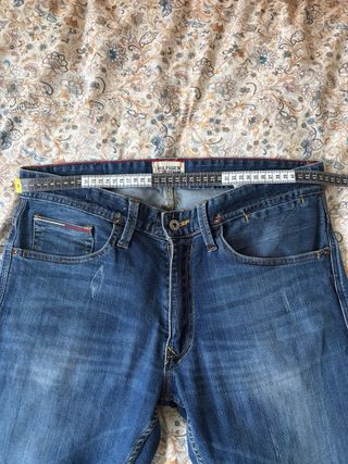 Pantalón vaquero Tommy Hilfiger Talla 42