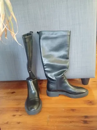 Botas altas negras planas Talla 37 RAID