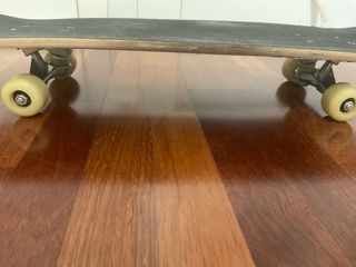 Monopatín Spitfire Resistente