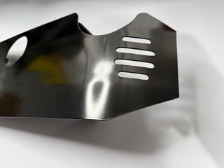 Cubrecarter aluminio Pit Bike negro 110cc 125cc