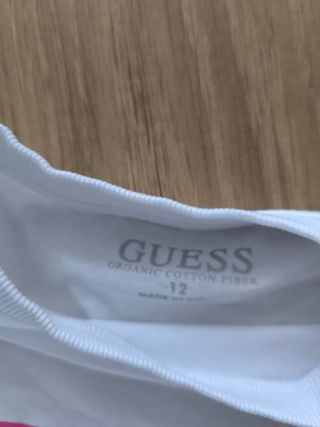 Camiseta Guess Talla 12 Niña